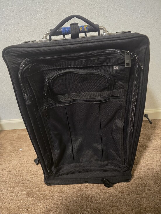 Other - Luggage Works Stealth Series 22in Suitcase  With Metal Frame Rolling Bag